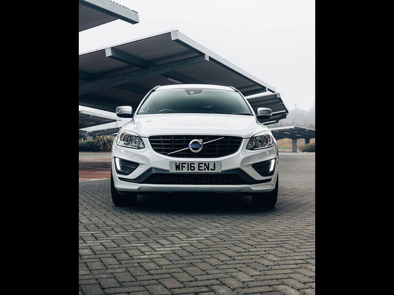 Volvo XC60 2.4 D5 R-Design Nav SUV 5dr Diesel Auto AWD Euro 6 (s/s) (220 ps) 5dr Automatic 2026