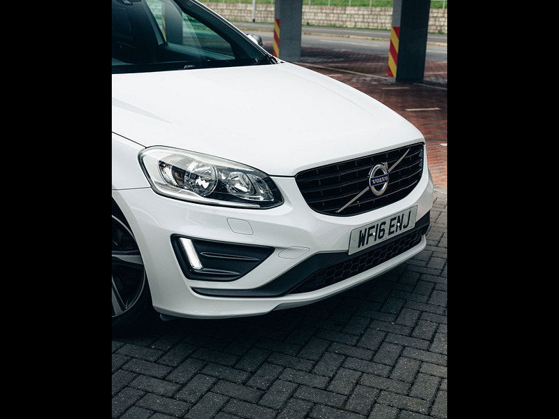 Volvo XC60 2.4 D5 R-Design Nav SUV 5dr Diesel Auto AWD Euro 6 (s/s) (220 ps) 5dr Automatic 2026