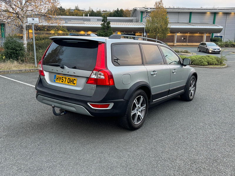 Volvo XC70 2.4 D5 SE Sport Geartronic AWD 5dr 5dr Automatic 2024