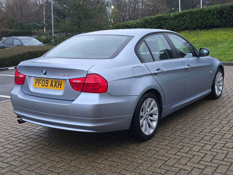 BMW 3 Series 318i SE 4dr 4dr Manual 2025