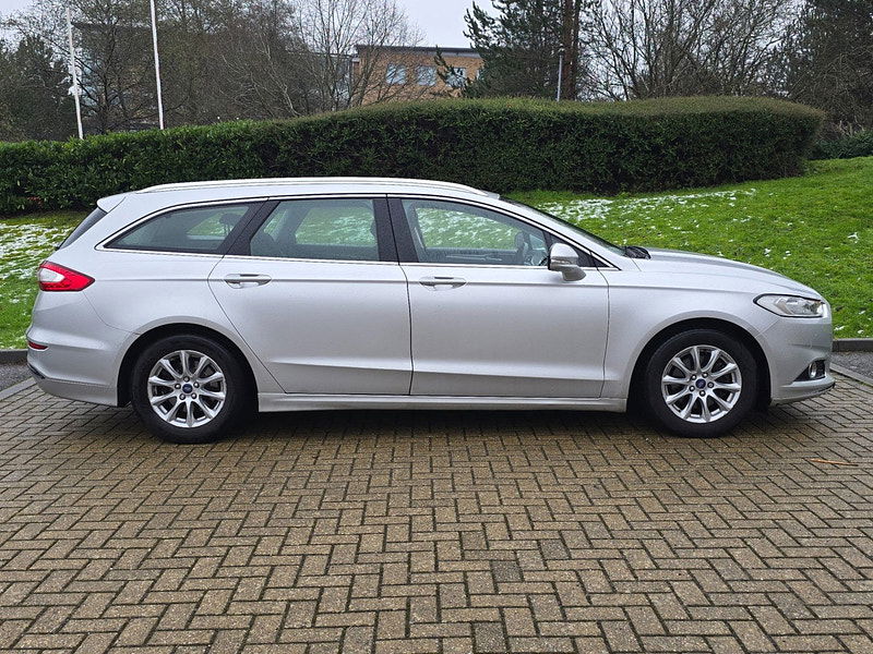 Ford Mondeo 2.0 TDCi ECOnetic Zetec 5dr 5dr Manual 2025