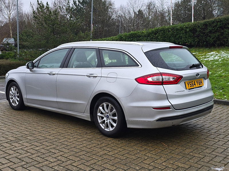 Ford Mondeo 2.0 TDCi ECOnetic Zetec 5dr 5dr Manual 2025