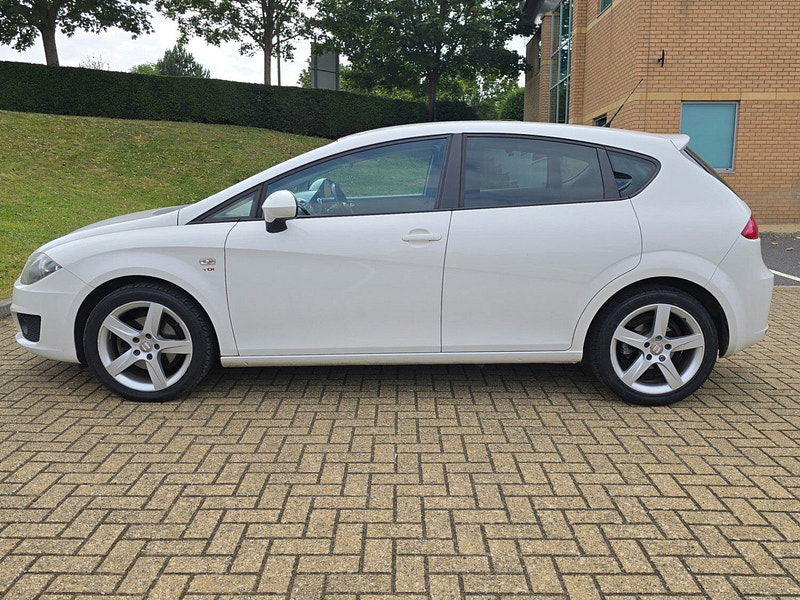 Seat Leon 2.0 TDI CR Sport 5dr 5dr Manual 2025