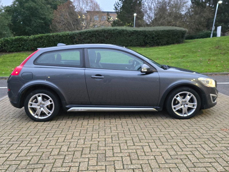 Volvo C30 2.0D SE 3dr 3dr Manual 2025