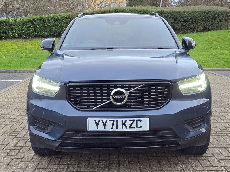 Volvo XC40 2.0 B4P R DESIGN 5dr AWD Auto 5dr Automatic 2025