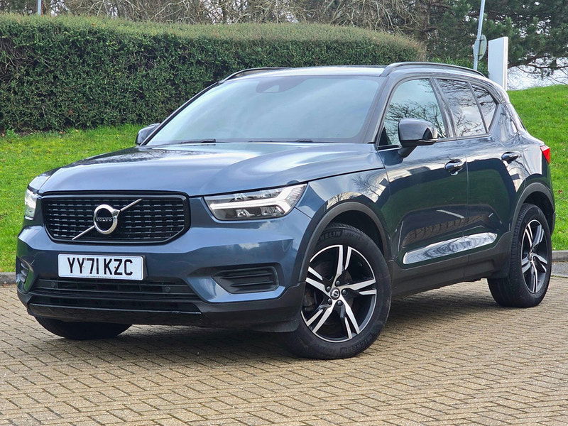 Volvo XC40 2.0 B4P R DESIGN 5dr AWD Auto 5dr Automatic 2025