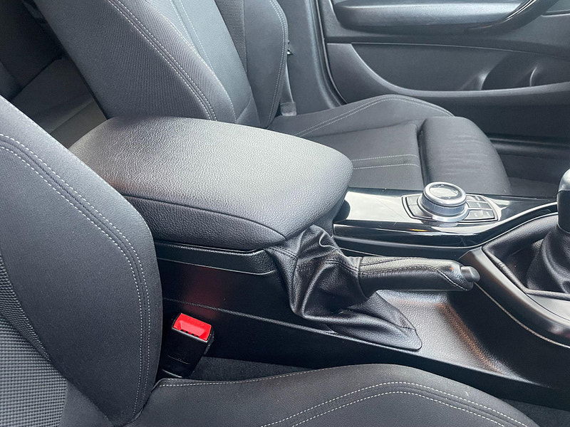 BMW 1 Series 1.5 118i Sport Euro 6 (s/s) 5dr 5dr Manual 2025