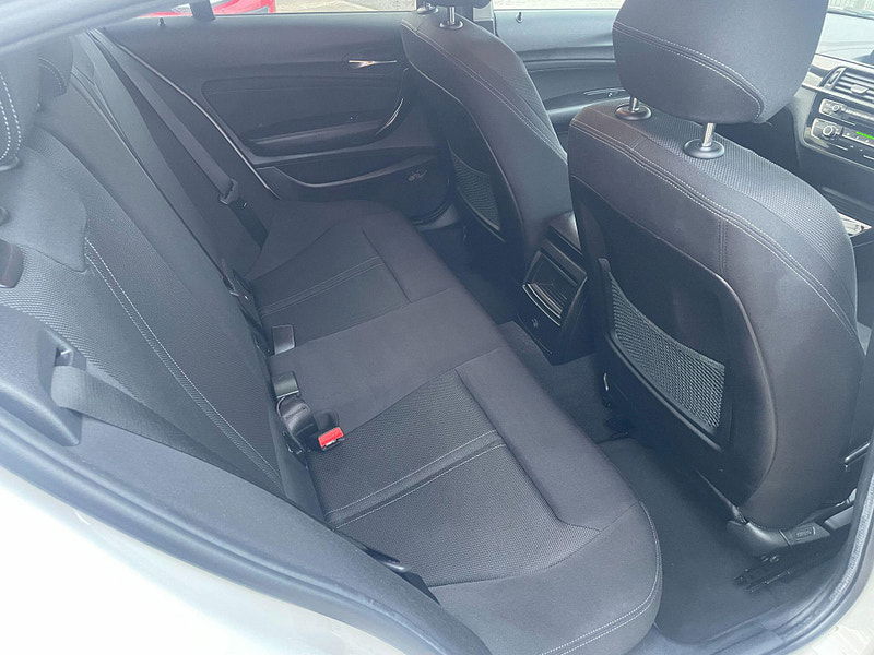 BMW 1 Series 1.5 118i Sport Euro 6 (s/s) 5dr 5dr Manual 2025