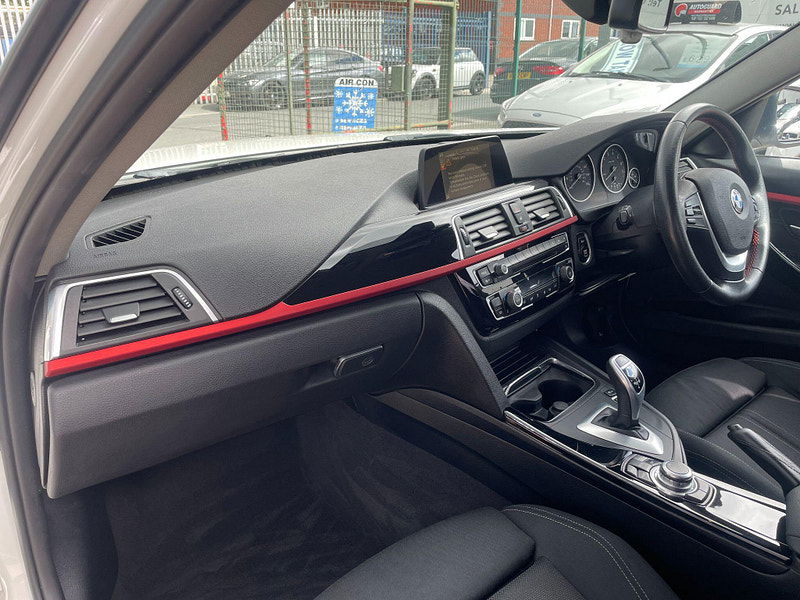 BMW 3 Series 2.0 320i Sport Auto Euro 6 (s/s) 4dr 4dr Automatic 2025