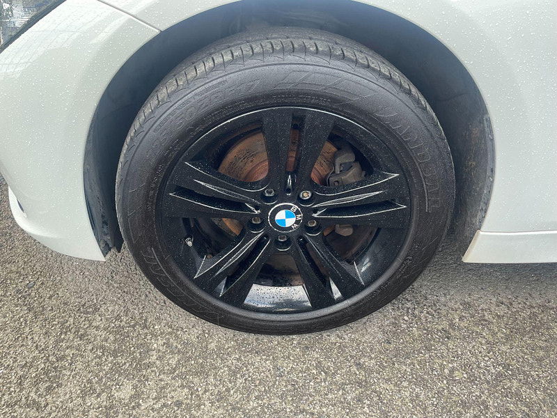 BMW 3 Series 2.0 320i Sport Auto Euro 6 (s/s) 4dr 4dr Automatic 2025