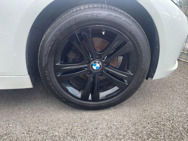 BMW 3 Series 2.0 320i Sport Auto Euro 6 (s/s) 4dr 4dr Automatic 2025