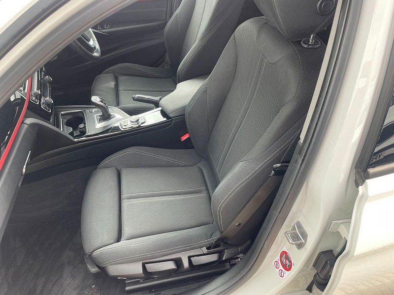 BMW 3 Series 2.0 320i Sport Auto Euro 6 (s/s) 4dr 4dr Automatic 2025