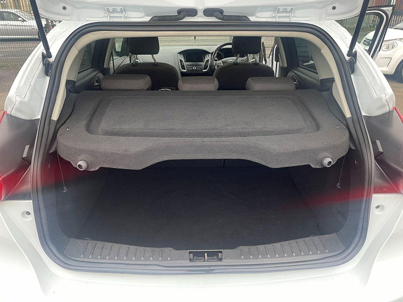 Ford Focus 1.5 TDCi Titanium Euro 6 (s/s) 5dr 5dr Manual 2025