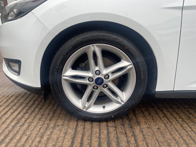 Ford Focus 1.5 TDCi Titanium Euro 6 (s/s) 5dr 5dr Manual 2025