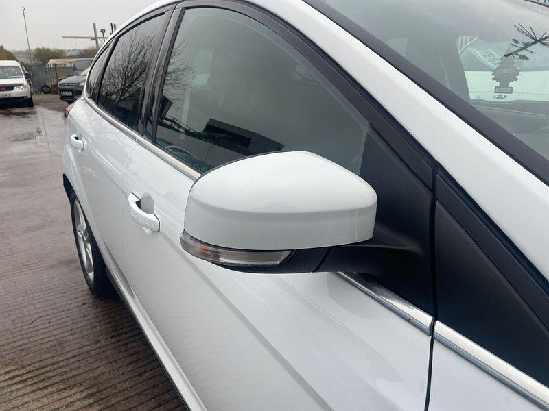 Ford Focus 1.5 TDCi Titanium Euro 6 (s/s) 5dr 5dr Manual 2025