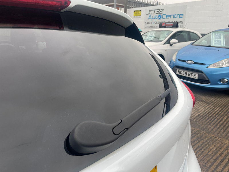 Ford Focus 1.5 TDCi Titanium Euro 6 (s/s) 5dr 5dr Manual 2025