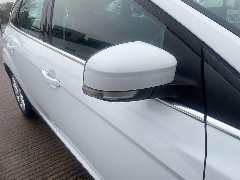 Ford Focus 1.5 TDCi Titanium Euro 6 (s/s) 5dr 5dr Manual 2025