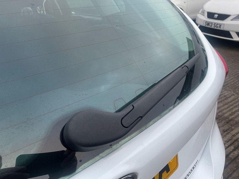 Ford Focus 1.5 TDCi Titanium Euro 6 (s/s) 5dr 5dr Manual 2025