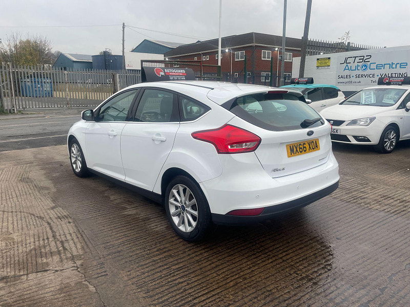 Ford Focus 1.5 TDCi Titanium Euro 6 (s/s) 5dr 5dr Manual 2025