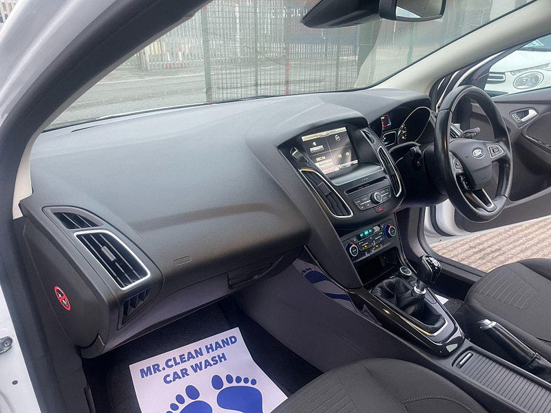 Ford Focus 1.5 TDCi Titanium Euro 6 (s/s) 5dr 5dr Manual 2025