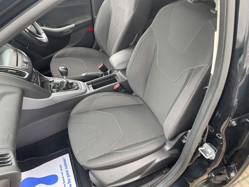 Ford Focus 1.5 TDCi Zetec Euro 6 (s/s) 5dr 5dr Manual 2025