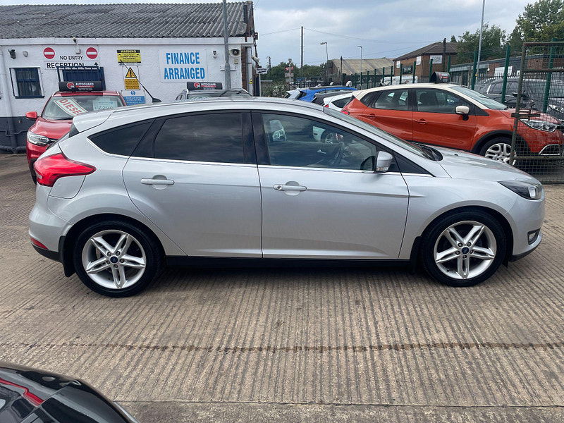Ford Focus 1.5 TDCi Zetec Euro 6 (s/s) 5dr 5dr Manual 2025