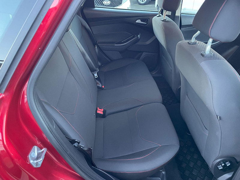 Ford Focus 1.5 TDCi Zetec S Euro 6 (s/s) 5dr 5dr Manual 2025