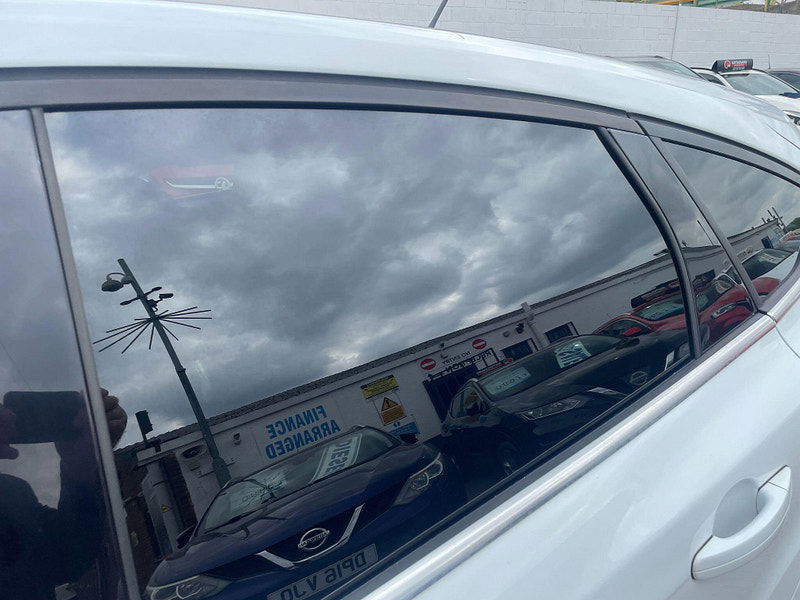 Ford Focus 1.6 TDCi Zetec Euro 5 (s/s) 5dr 5dr Manual 2025