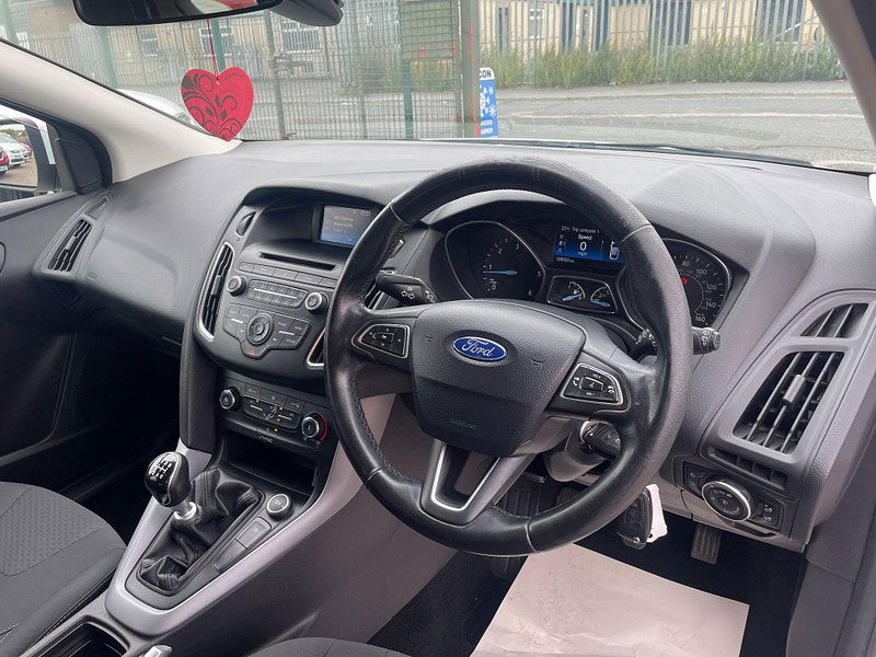 Ford Focus 1.6 TDCi Zetec Euro 5 (s/s) 5dr 5dr Manual 2025