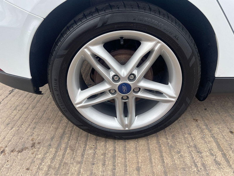 Ford Focus 1.6 TDCi Zetec Euro 5 (s/s) 5dr 5dr Manual 2025