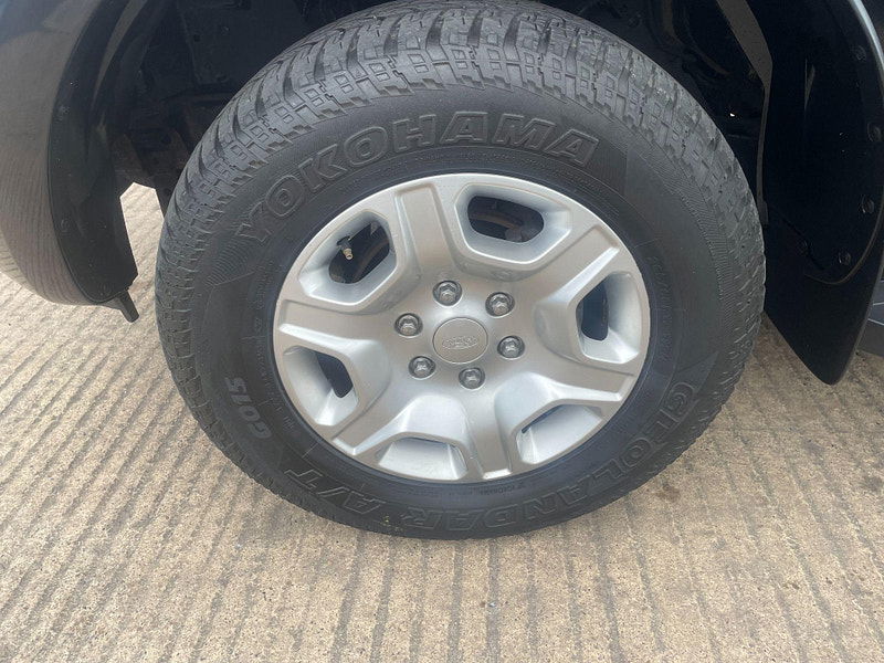 Ford Ranger 2.2 TDCi Limited 1 4WD Euro 5 (s/s) 4dr (Eco Axle) 4dr Manual 2025