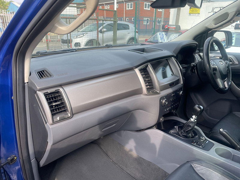 Ford Ranger 2.2 TDCi Limited Super Cab Pickup 4WD Euro 5 4dr 4dr Manual 2025