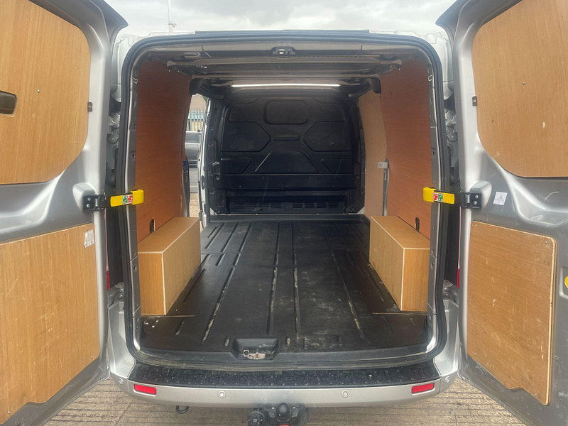 Ford Transit Custom 2.0 300 EcoBlue Limited L2 H1 Euro 6 (s/s) 5dr 5dr Manual 2025