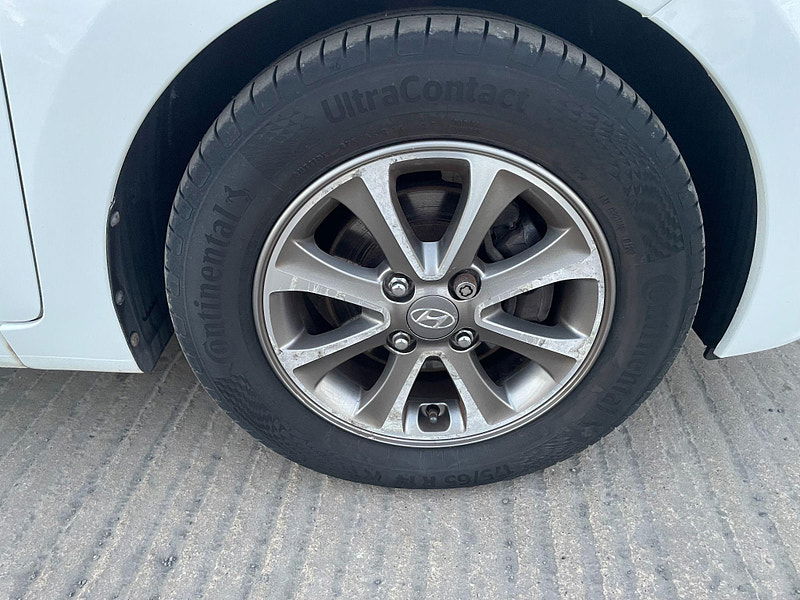 Hyundai I10 1.0 Premium Euro 5 5dr 5dr Manual 2025