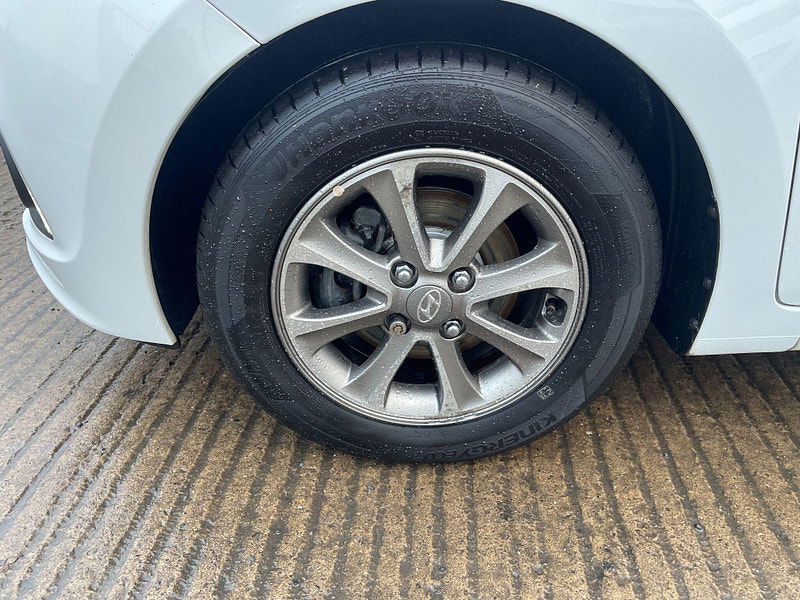 Hyundai I10 1.0 Premium Euro 5 5dr 5dr Manual 2026