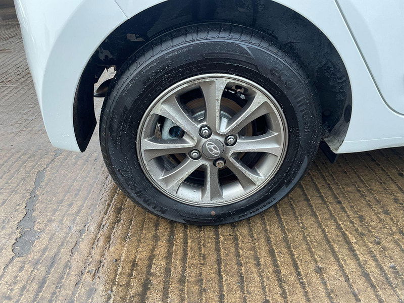 Hyundai I10 1.0 Premium Euro 5 5dr 5dr Manual 2026