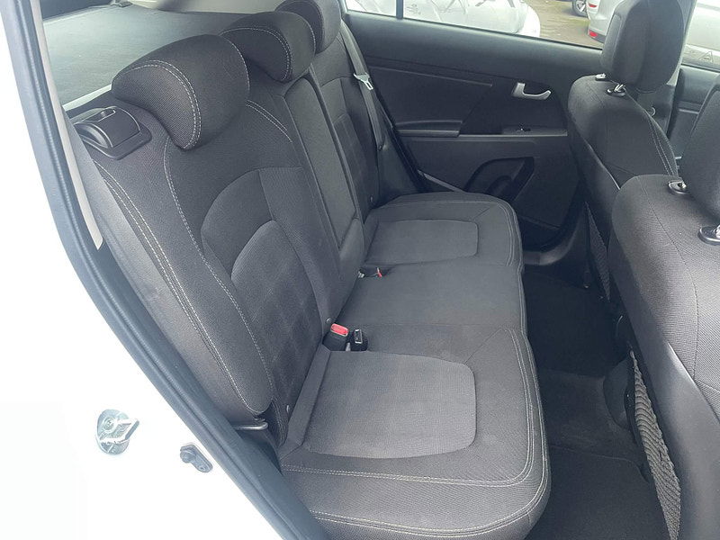Kia Sportage 1.6 GDi 1 2WD Euro 5 5dr 5dr Manual 2025