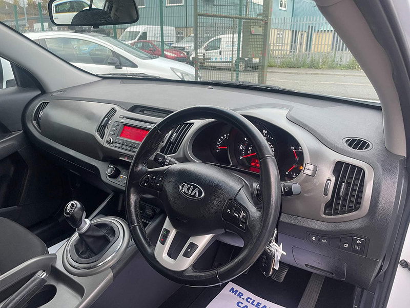 Kia Sportage 1.6 GDi 1 2WD Euro 5 5dr 5dr Manual 2025
