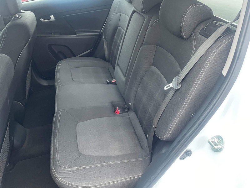 Kia Sportage 1.6 GDi 1 2WD Euro 5 5dr 5dr Manual 2025