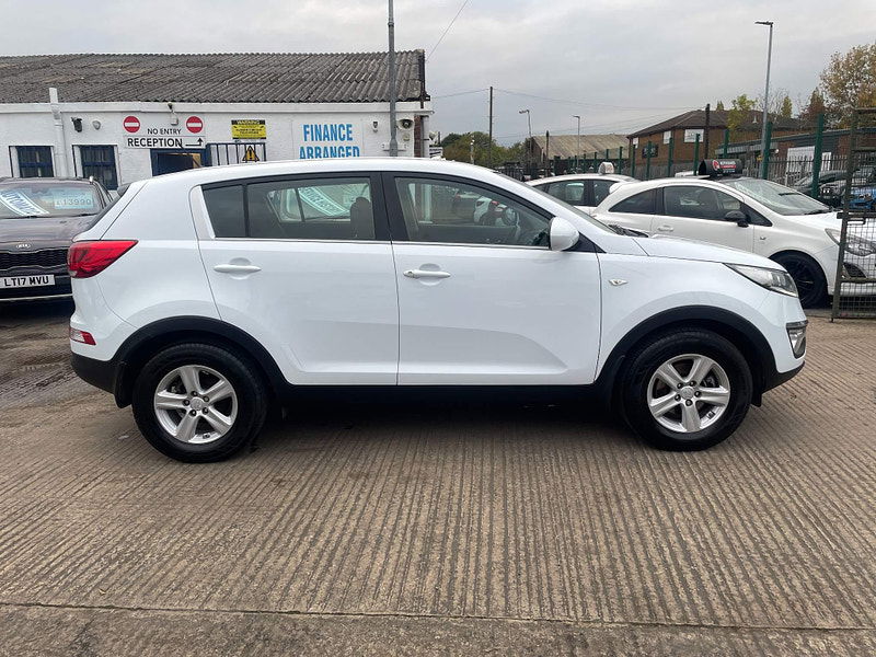 Kia Sportage 1.6 GDi 1 2WD Euro 5 5dr 5dr Manual 2025