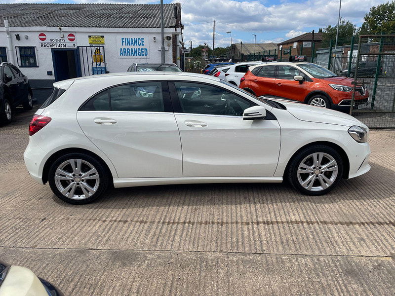 Mercedes-Benz A Class 1.5 A180d Sport (Premium) Euro 6 (s/s) 5dr 5dr Manual 2025