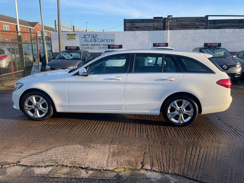 Mercedes-Benz C Class 1.6 C200d SE Executive Edition Euro 6 (s/s) 5dr 5dr Manual 2026