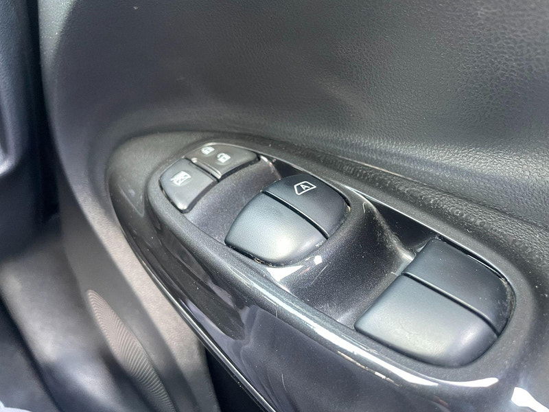 Nissan Juke 1.5 dCi N-Connecta Euro 6 (s/s) 5dr 5dr Manual 2025