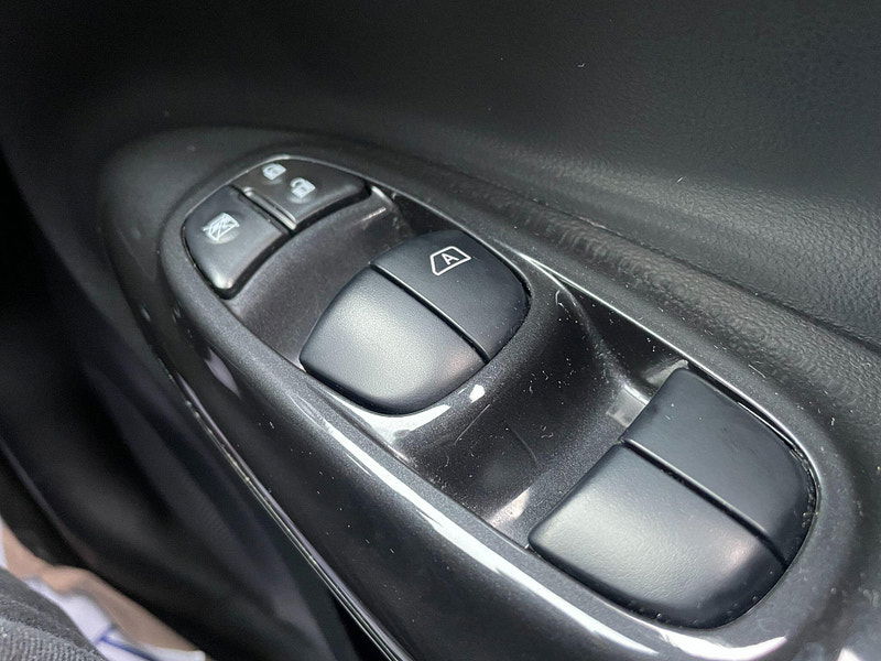 Nissan Juke 1.6 Tekna Euro 6 5dr 5dr Manual 2026