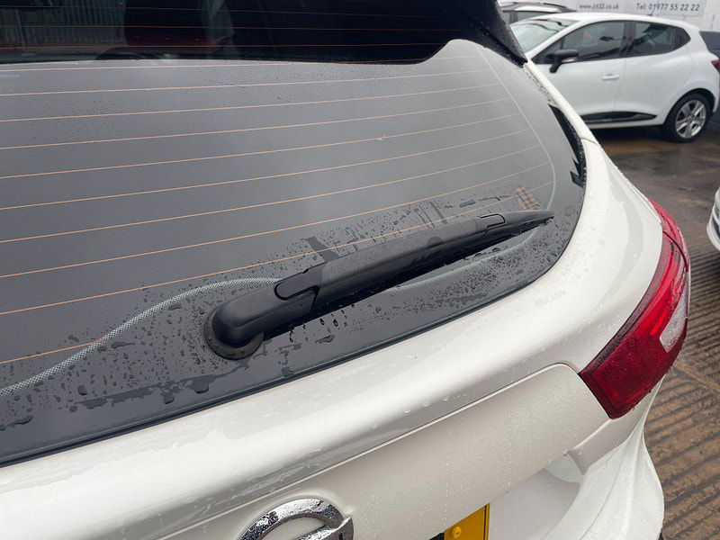 Nissan Qashqai 1.2 DIG-T Acenta 2WD Euro 6 (s/s) 5dr 5dr Manual 2025