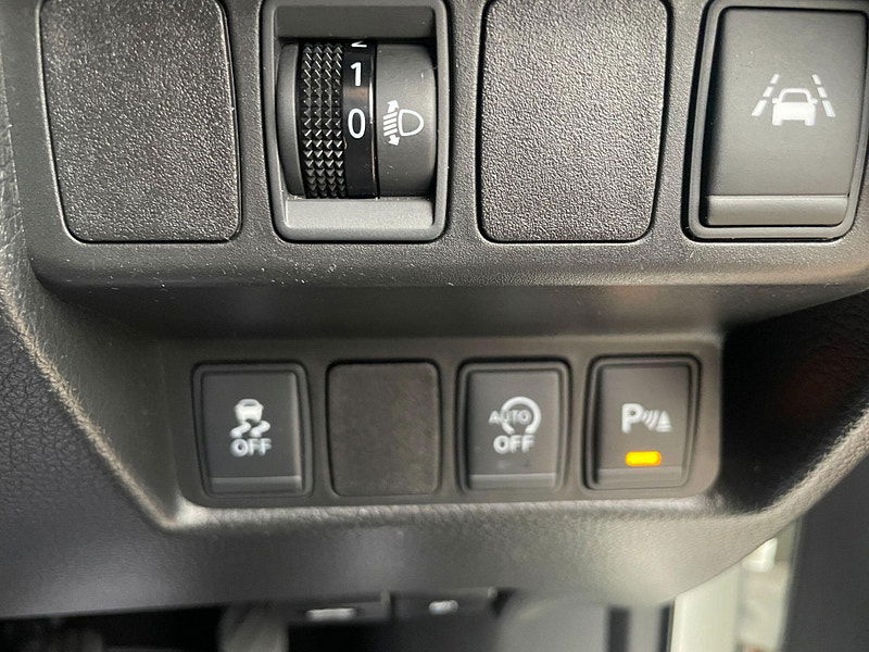 Nissan Qashqai 1.2 DIG-T Acenta 2WD Euro 6 (s/s) 5dr 5dr Manual 2025