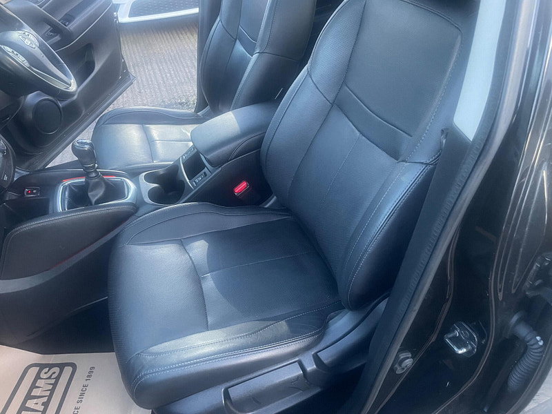 Nissan Qashqai 1.5 dCi Tekna 2WD Euro 6 (s/s) 5dr 5dr Manual 2026