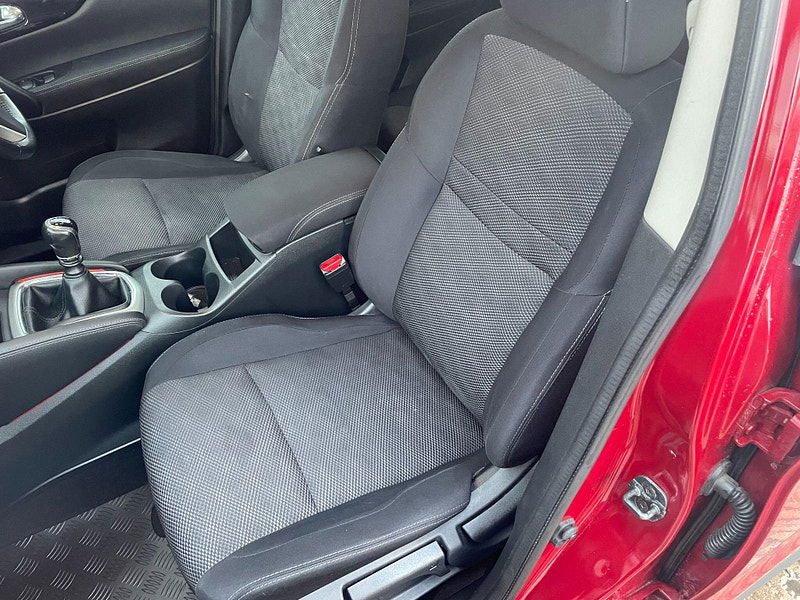 Nissan Qashqai 1.6 dCi n-tec 2WD Euro 6 (s/s) 5dr 5dr Manual 2025