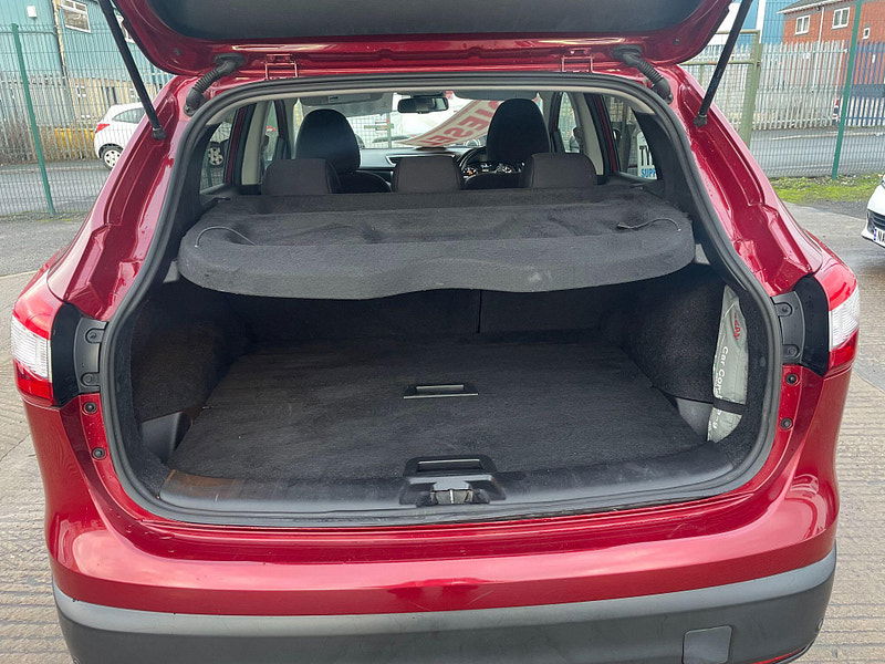 Nissan Qashqai 1.6 dCi n-tec 2WD Euro 6 (s/s) 5dr 5dr Manual 2025