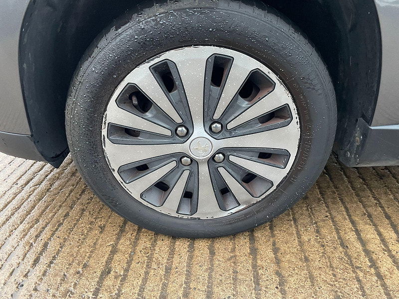 Peugeot 2008 1.6 e-HDi Active EGC Euro 5 (s/s) 5dr 5dr Automatic 2025